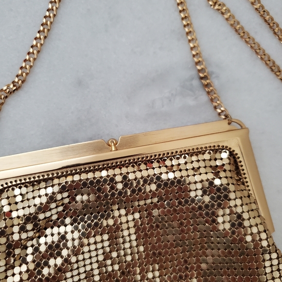 Whiting & Davis Gold Metal Mesh Handbag - Picture 4 of 12